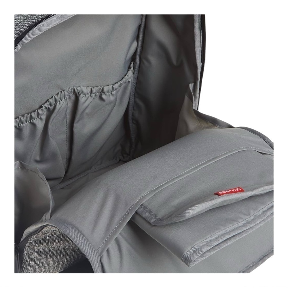 Skip Hop Baxter Diaper Backpack - 12 Pockets - Fits 17” Laptop - Unisex - Picture 3 of 9